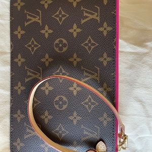 GM pochette peony- brand new